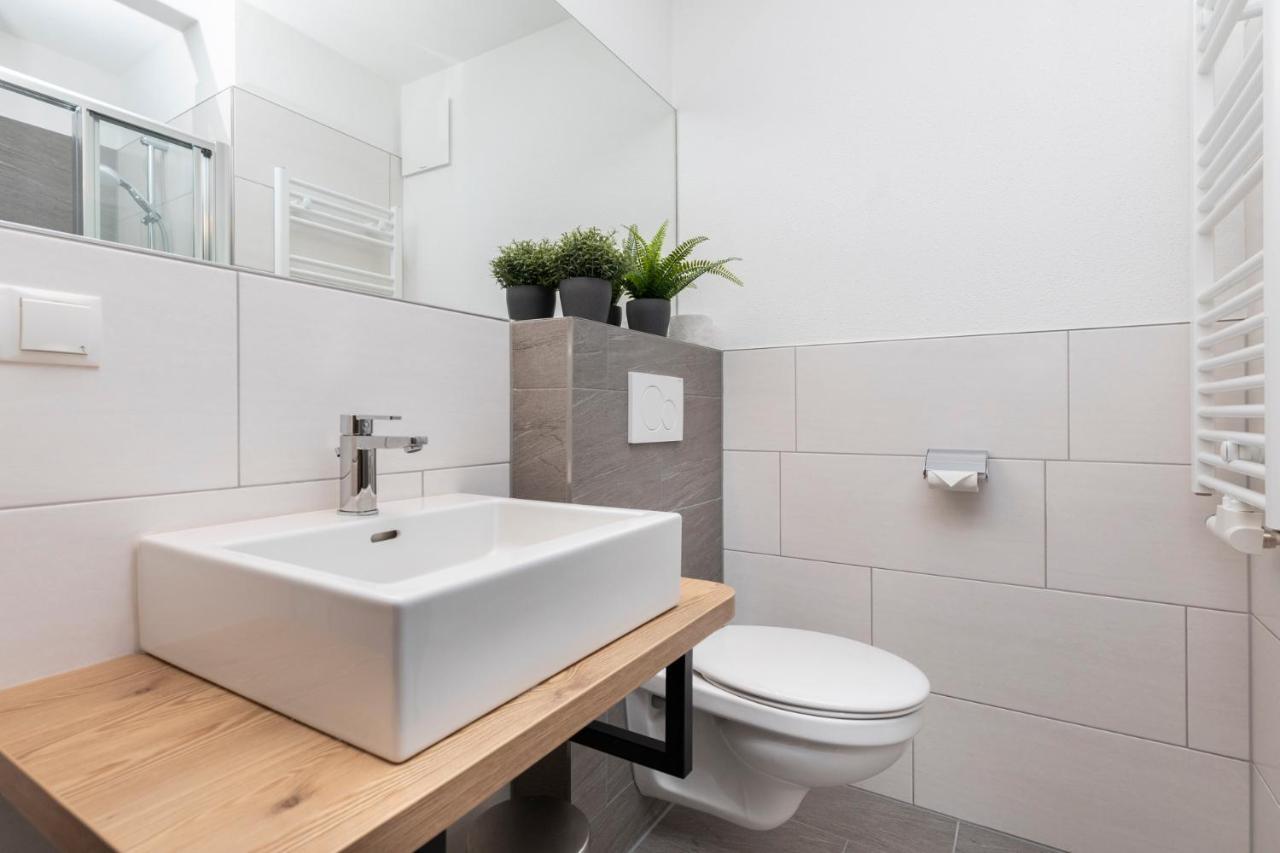 Souterrain Apartment ฟลาคเฮา ภายนอก รูปภาพ